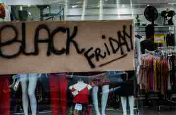  Procon-PR orienta consumidores para não cair em golpes na Black Friday